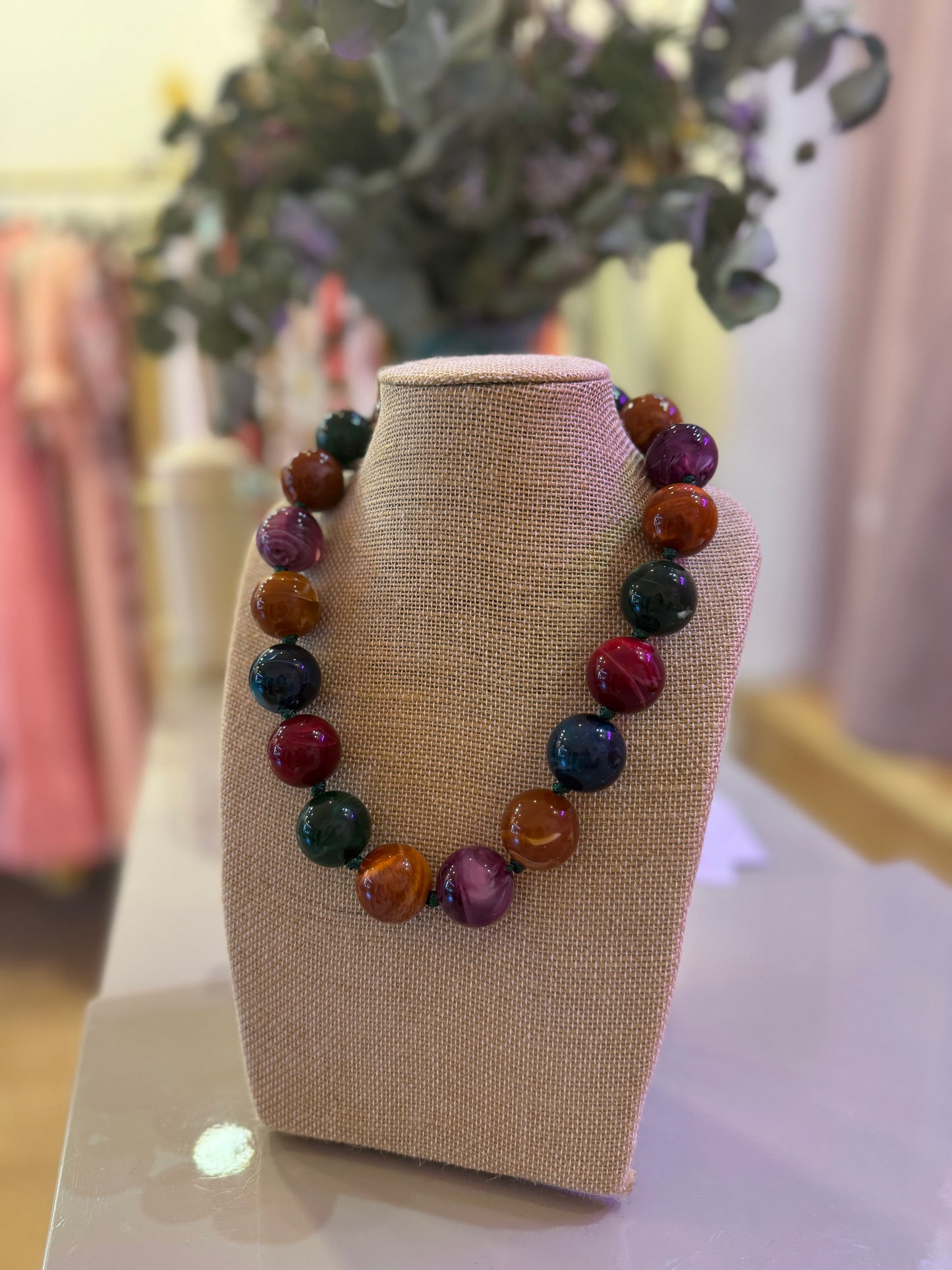Collar bolas