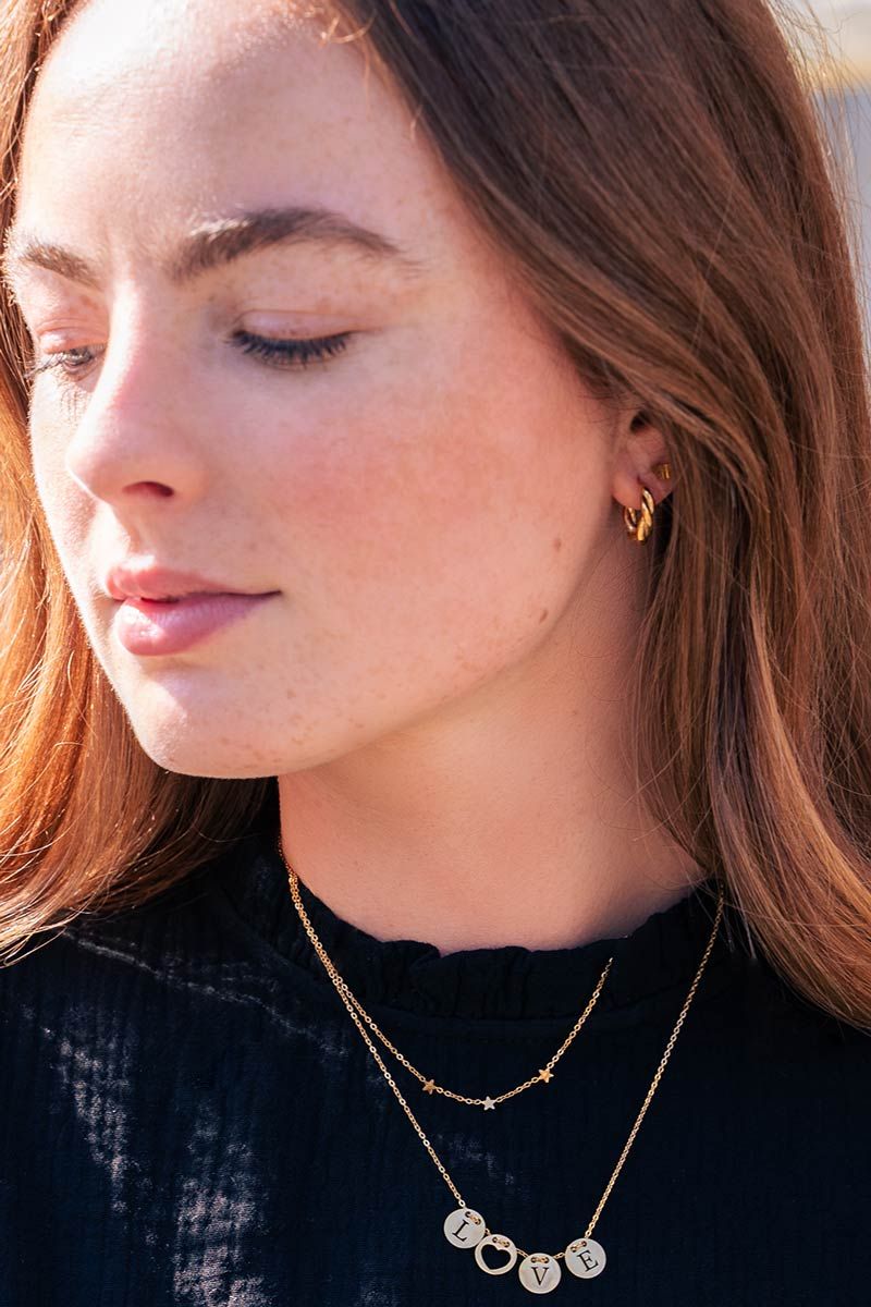 Pendientes retorcidos.