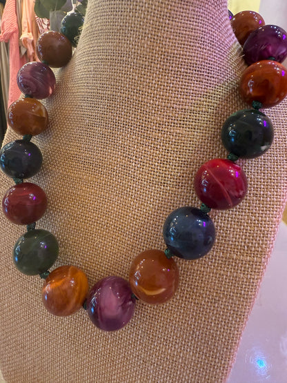 Collar bolas