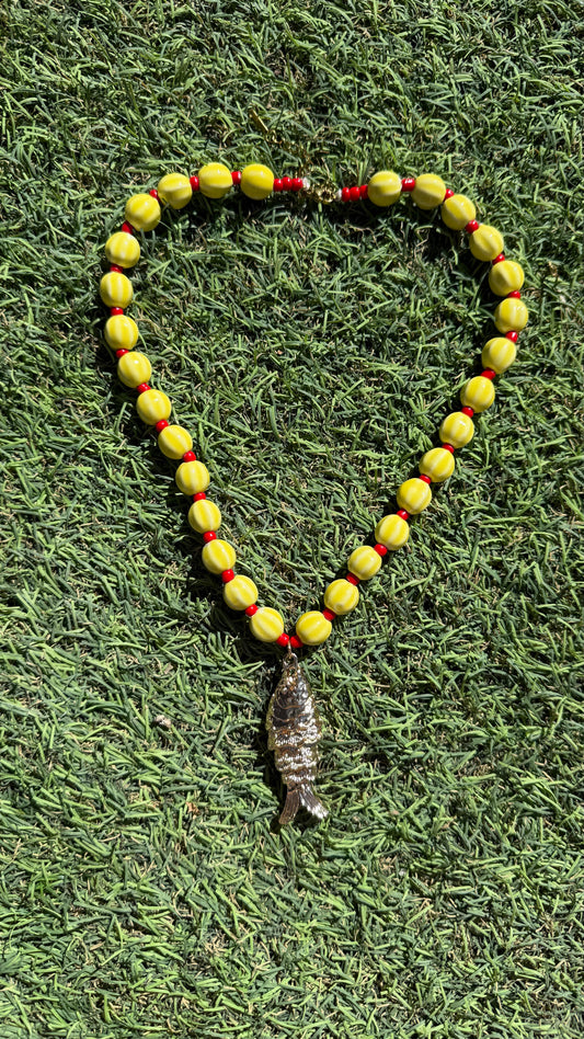 Collar cerámica pez