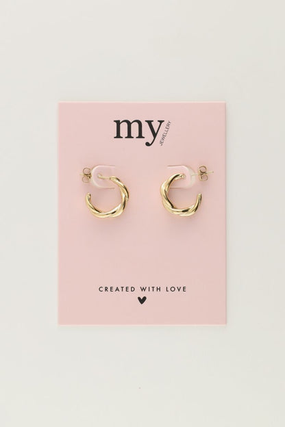 Pendientes retorcidos.