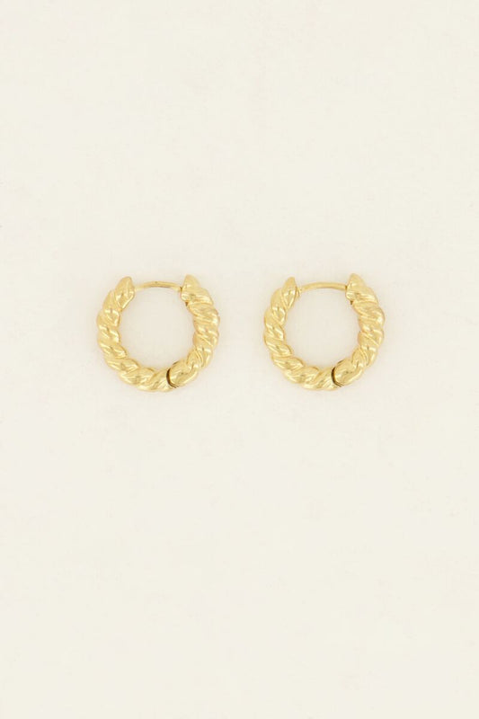 Pendientes retorcidos pequeños