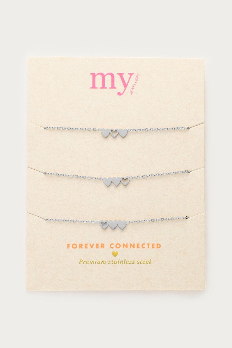 Conjunto de pulseras triple corazón